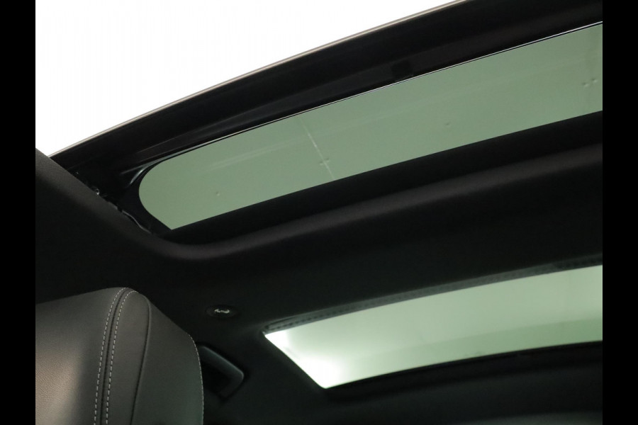 Audi A6 Avant 40 TFSI S edition 204pk | Panoramadak |Verwarmbare voorstoelen | 19'Lichtmetalen velgen |  Parkeercamera |