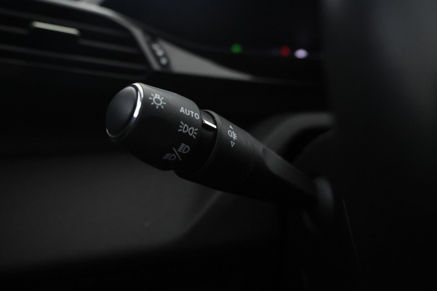 Peugeot 308 SW 1.5 BlueHDi Active Pack Business Apple/Android Carplay, Digital dash, Cruise