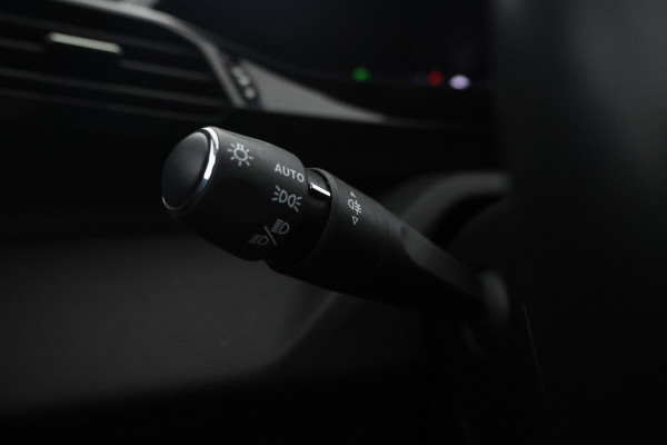 Peugeot 308 SW 1.5 BlueHDi Active Pack Business Apple/Android Carplay, Digital dash, Cruise