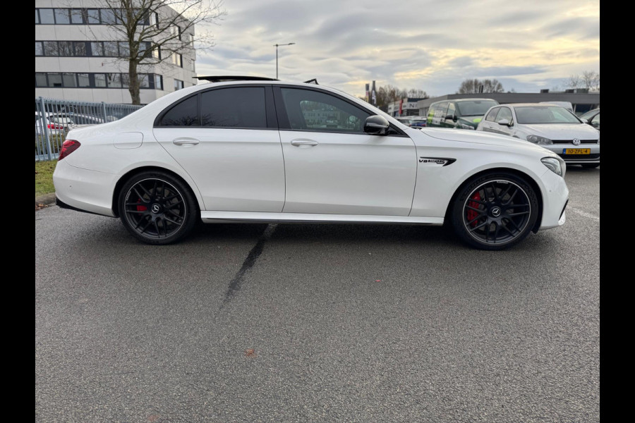 Mercedes-Benz E-Klasse AMG 63 S 4MATIC Softclose Panorama 360 Camera