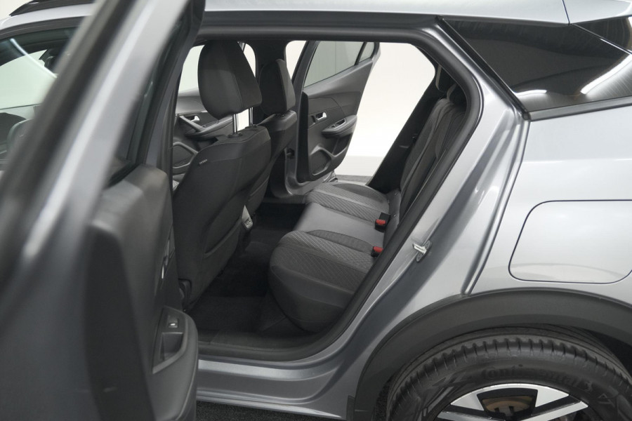 Peugeot 2008 PureTech 100 Allure | Camera | Navigatie | Parkeersensoren | Apple Carplay