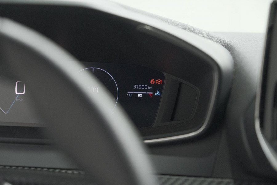 Peugeot 2008 PureTech 100 Allure | Camera | Navigatie | Parkeersensoren | Apple Carplay