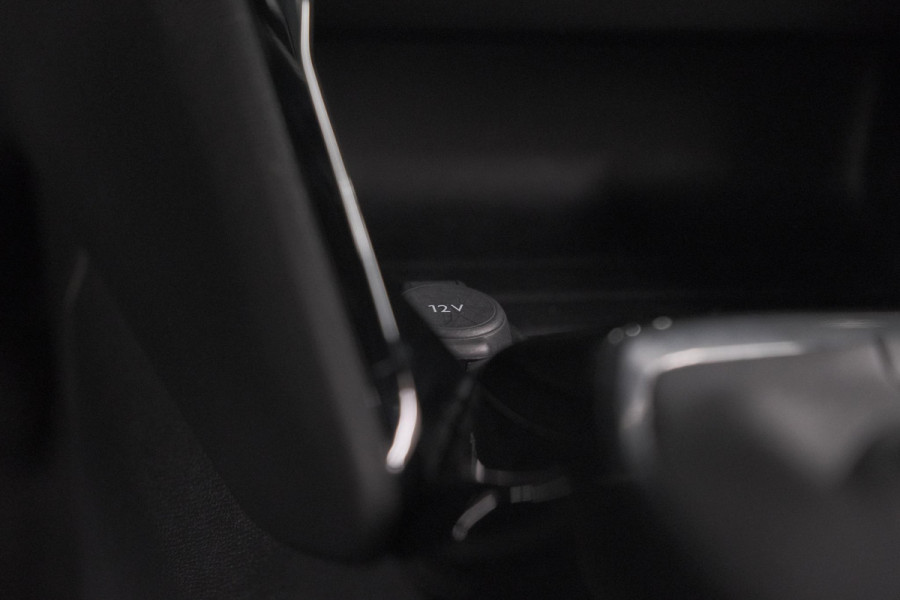 Peugeot 2008 PureTech 100 Allure | Camera | Navigatie | Parkeersensoren | Apple Carplay