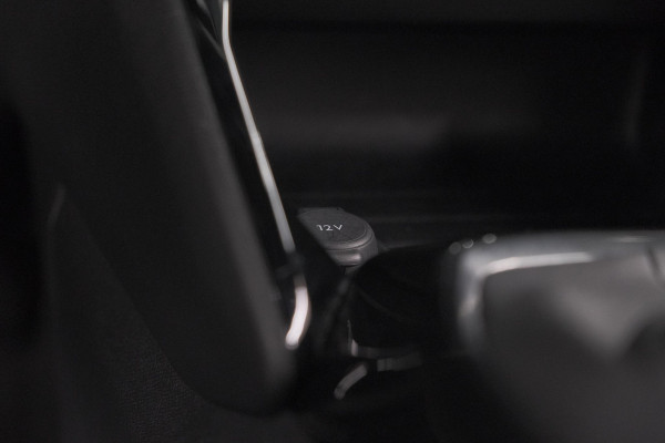 Peugeot 2008 PureTech 100 Allure | Camera | Navigatie | Parkeersensoren | Apple Carplay