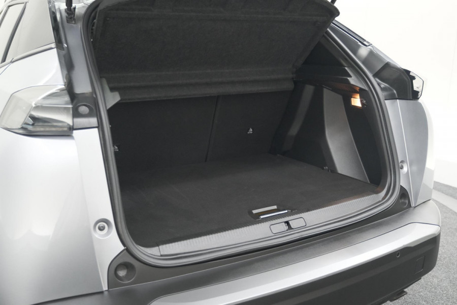 Peugeot 2008 PureTech 100 Allure | Camera | Navigatie | Parkeersensoren | Apple Carplay