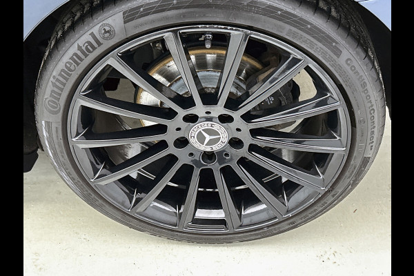 Mercedes-Benz A-Klasse 200 Premium Plus AMG-Line(Dealer OndH, Panorama, Sfeer-Verlichting, Navi, StoelV, Climate Con, Etc)