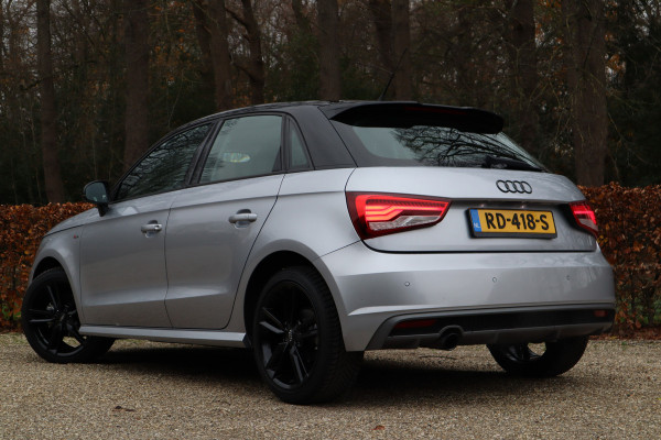 Audi A1 Sportback 1.0 TFSI Adrenalin | S-line | 5drs. | Cruise control |