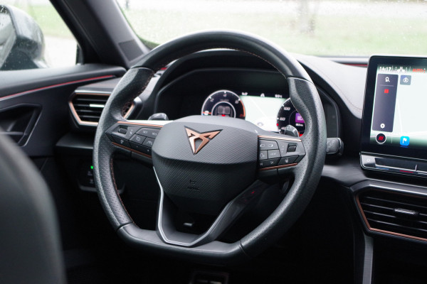 CUPRA Formentor 1.4 e-Hybrid 245 PK VZ Performance, Panoramadak, Leder, Memory, Winterpakket, Camera