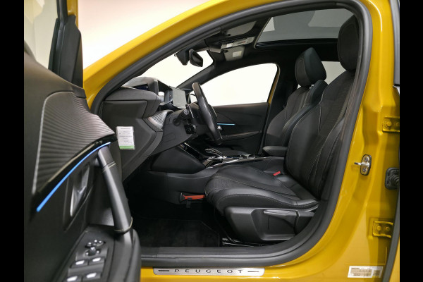 Peugeot 208 1.2 PureTech GT-Line Automaat | Trekhaak | Panoramadak | Navigatie