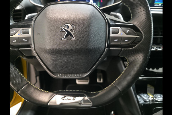 Peugeot 208 1.2 PureTech GT-Line Automaat | Trekhaak | Panoramadak | Navigatie