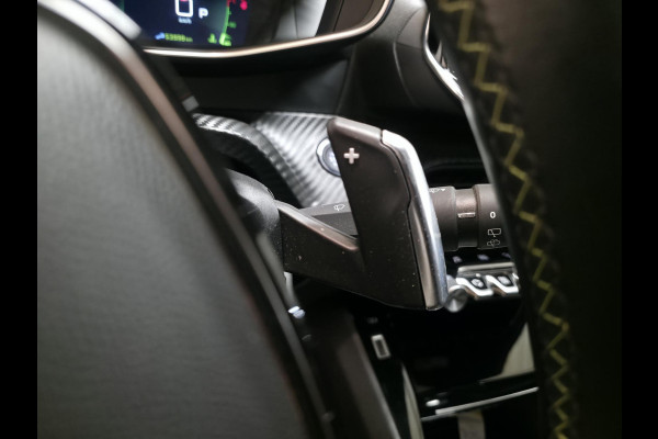 Peugeot 208 1.2 PureTech GT-Line Automaat | Trekhaak | Panoramadak | Navigatie