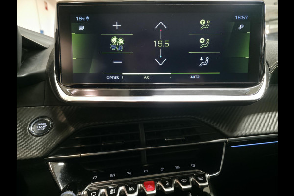 Peugeot 208 1.2 PureTech GT-Line Automaat | Trekhaak | Panoramadak | Navigatie