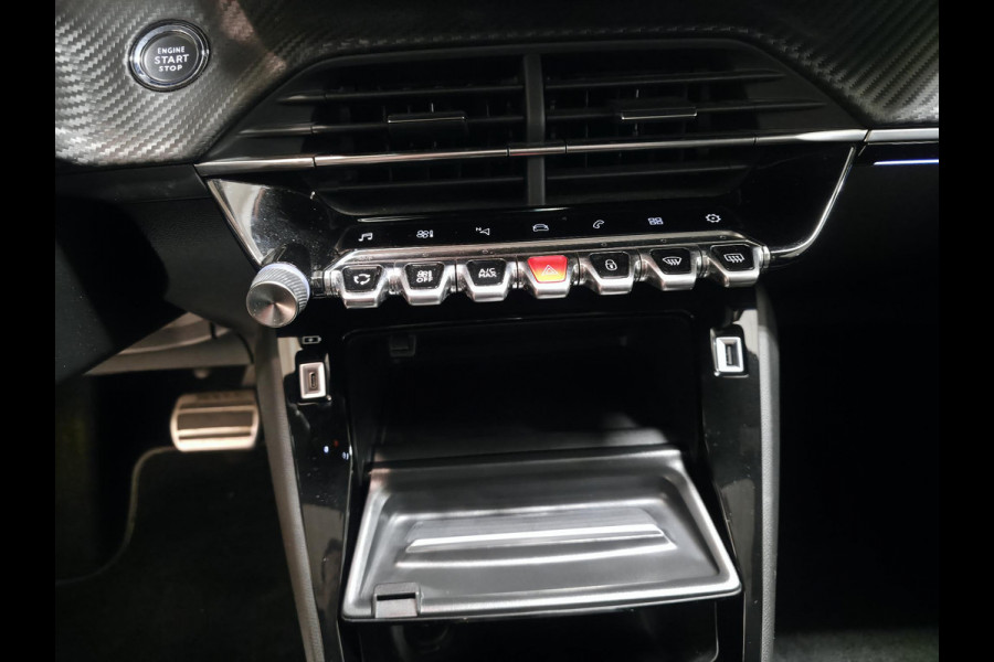Peugeot 208 1.2 PureTech GT-Line Automaat | Trekhaak | Panoramadak | Navigatie