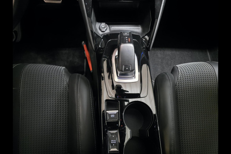 Peugeot 208 1.2 PureTech GT-Line Automaat | Trekhaak | Panoramadak | Navigatie