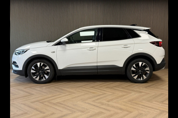 Opel Grandland X 1.2 Turbo Business Executive AUT. PANORAMADAK CRUISE NAVIGATIE APPLE CARPLAY LANE-ASSIST STOEL/STUURVERWARMING