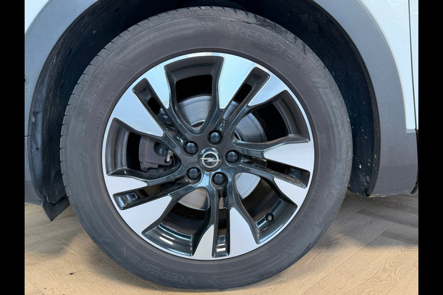 Opel Grandland X 1.2 Turbo Business Executive AUT. PANORAMADAK CRUISE NAVIGATIE APPLE CARPLAY LANE-ASSIST STOEL/STUURVERWARMING