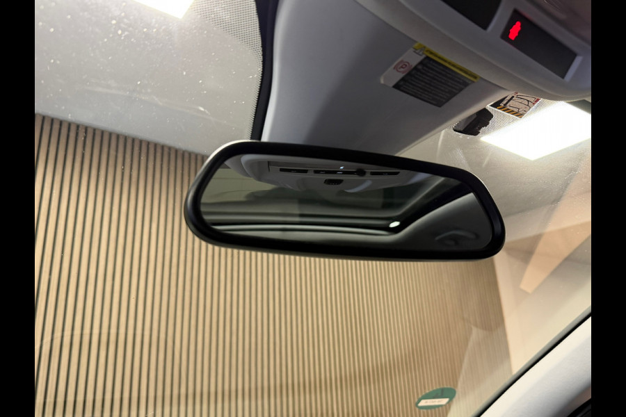 Opel Grandland X 1.2 Turbo Business Executive AUT. PANORAMADAK CRUISE NAVIGATIE APPLE CARPLAY LANE-ASSIST STOEL/STUURVERWARMING