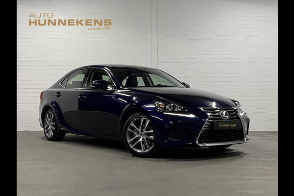 Lexus IS 300h Hybrid Business Line Cruise control | Stoelverwarming | Climate control | Leder/Stof | DAB | Navigatie