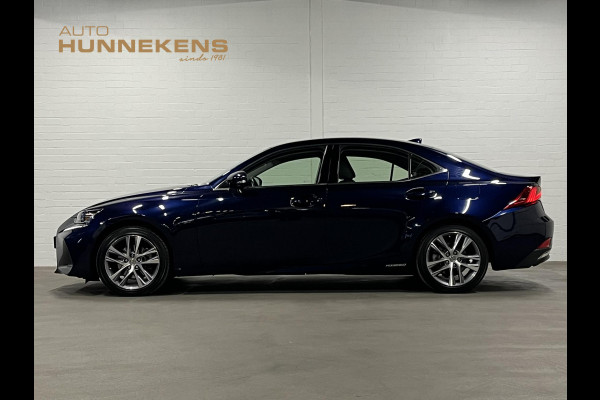 Lexus IS 300h Hybrid Business Line Cruise control | Stoelverwarming | Climate control | Leder/Stof | DAB | Navigatie