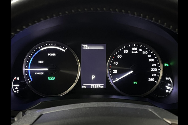Lexus IS 300h Hybrid Business Line Cruise control | Stoelverwarming | Climate control | Leder/Stof | DAB | Navigatie