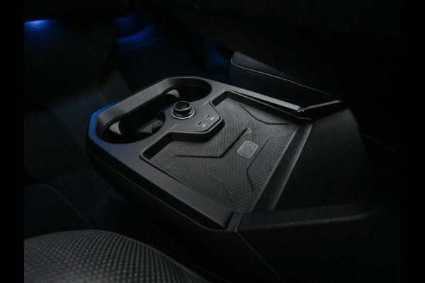 BMW iX xDrive40 High Executive 77 kWh ( 3-Fase ) {SOH-100%} (INCL-BTW) Aut. *PANO | HEAD-UP | HARMAN/KARDON-SURROUND | SOFT-CLOSE | DAB+ | DIGI-COCKPIT | HEATED-COMFORTSEATS | FULL-LED | CARPLAY | TOWBAR | AMBIENT-LIGHT | TOPVIEW | MEMORY-PACK |