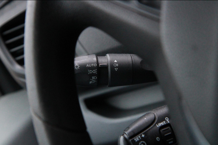 Peugeot Expert 1.5 BlueHDI 100PK L2H1 Standard Premium / Trekhaak / App connect