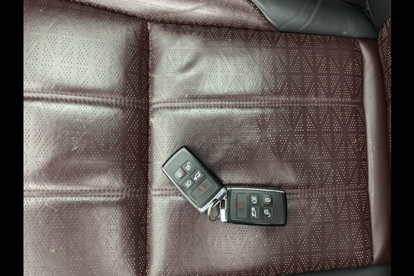 Land Rover Range Rover Evoque 2.0 D150 R-Dynamic *PANO | LEATHER | FULL-LED | NAVI-FULLMAP | CAMERA | KEYLESS | ECC | TOPVIEW | CARPLAY | HEATED-COMFORTSEATS | PDC | CRUISE | PRIVACY-GLASS | 20''ALU*