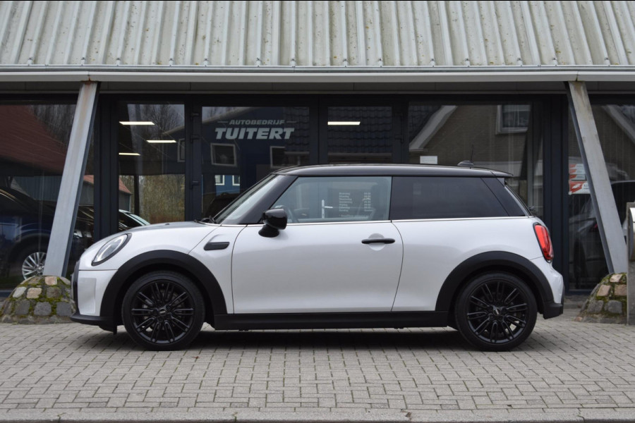 MINI Mini 1.5 Cooper APPLE CARPLAY | STUUR / STOELVERWARMING | DEALER ONDERHOUDEN | SFEERVERLICHTING | NAVIGATIE