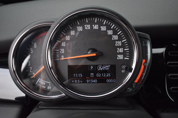 MINI Mini 1.5 Cooper APPLE CARPLAY | STUUR / STOELVERWARMING | DEALER ONDERHOUDEN | SFEERVERLICHTING | NAVIGATIE