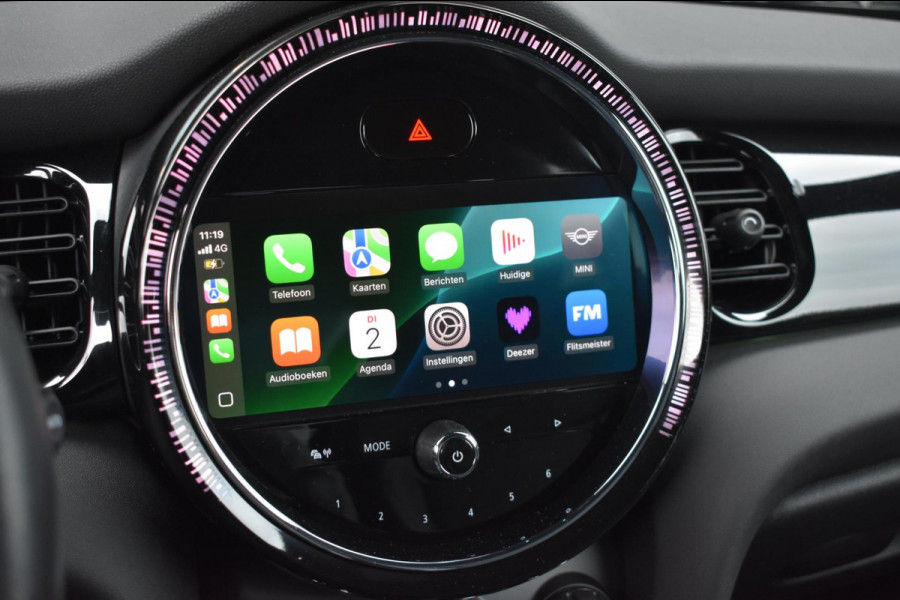 MINI Mini 1.5 Cooper APPLE CARPLAY | STUUR / STOELVERWARMING | DEALER ONDERHOUDEN | SFEERVERLICHTING | NAVIGATIE