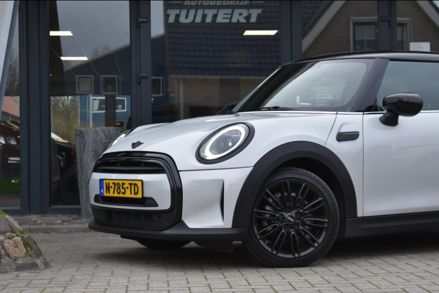 MINI Mini 1.5 Cooper APPLE CARPLAY | STUUR / STOELVERWARMING | DEALER ONDERHOUDEN | SFEERVERLICHTING | NAVIGATIE