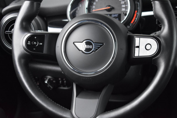 MINI Mini 1.5 Cooper APPLE CARPLAY | STUUR / STOELVERWARMING | DEALER ONDERHOUDEN | SFEERVERLICHTING | NAVIGATIE
