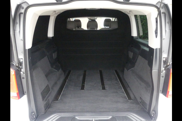 Mercedes-Benz V-Klasse 300d Lang Dubbel Cabine LED/Leer/Camera/Navigatie