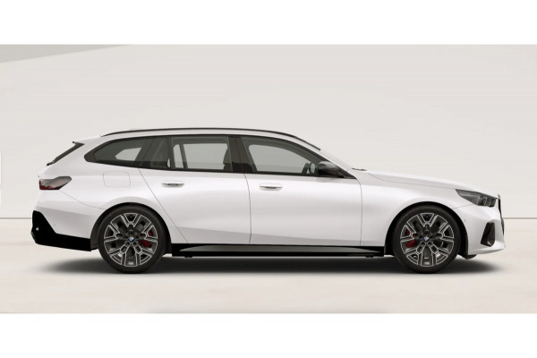 BMW 5 Serie Touring 520i|M-sport|Fisc€70.000|H&K|E-trekhaak|