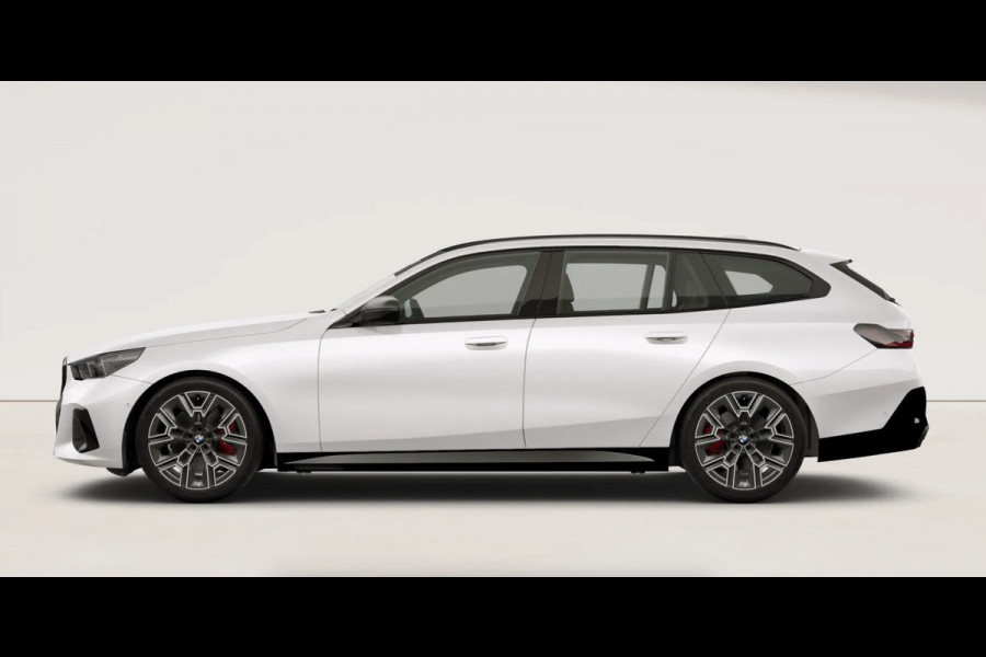 BMW 5 Serie Touring 520i|M-sport|Fisc€70.000|H&K|E-trekhaak|