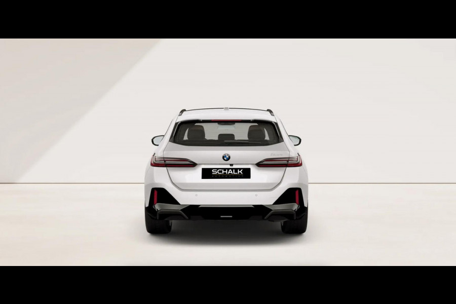 BMW 5 Serie Touring 520i|M-sport|Fisc€70.000|H&K|E-trekhaak|