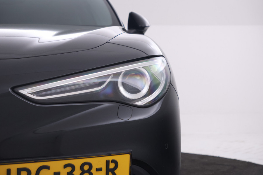 Alfa Romeo Stelvio 2.2d Super Automaat! 190Pk, Leer, Navigatie, Climate,