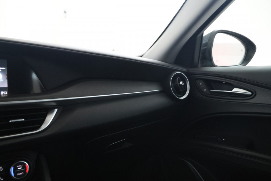 Alfa Romeo Stelvio 2.2d Super Automaat! 190Pk, Leer, Navigatie, Climate,