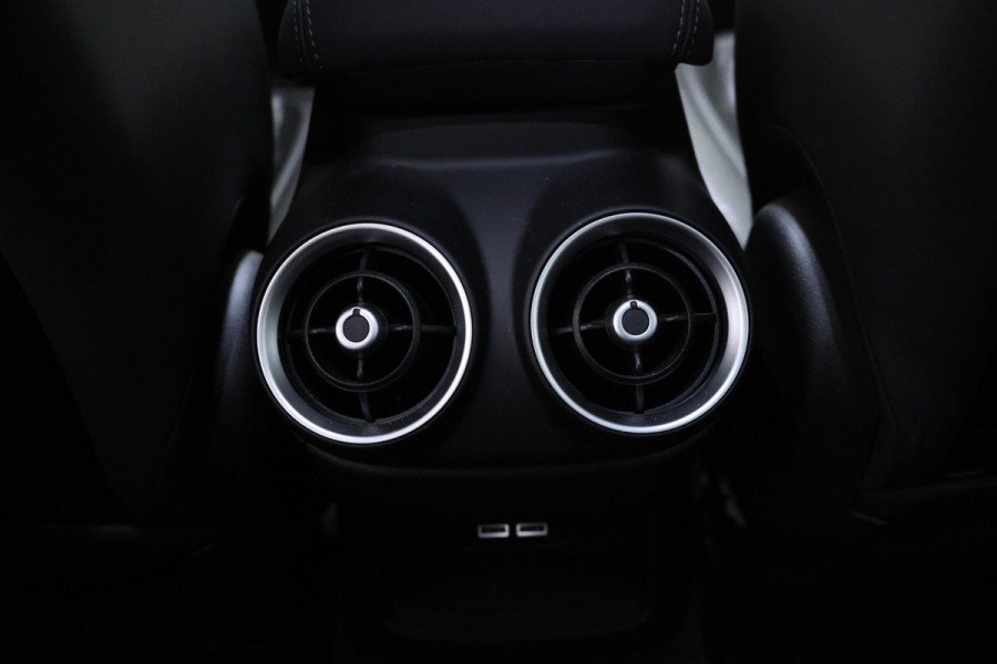 Alfa Romeo Stelvio 2.2d Super Automaat! 190Pk, Leer, Navigatie, Climate,