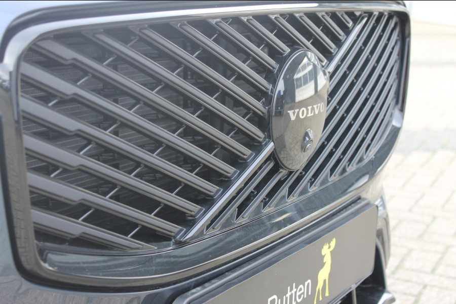 Volvo XC60 T6 350PK Autom Plug-in AWD Plus Black Edition Panoramisch schuif-kanteldak / 360 rondom zicht camera / Harman Kardon Audio / Getinte ramen vanaf de B-stijl