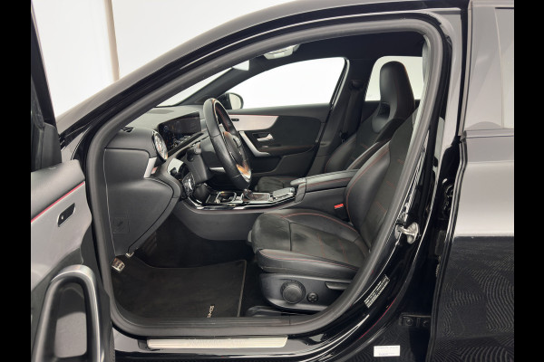 Mercedes-Benz A-Klasse 160 BUSINESS SOLUTION AMG *WIDESCREEN-DIGI-COCKPIT | FULL-LED | LEATHER-MICROFIBRE | CAMERA | ECC | PDC | CRUISE | HEATED-SPORTSEATS | PRIVACY-GLASS | 18"ALU*