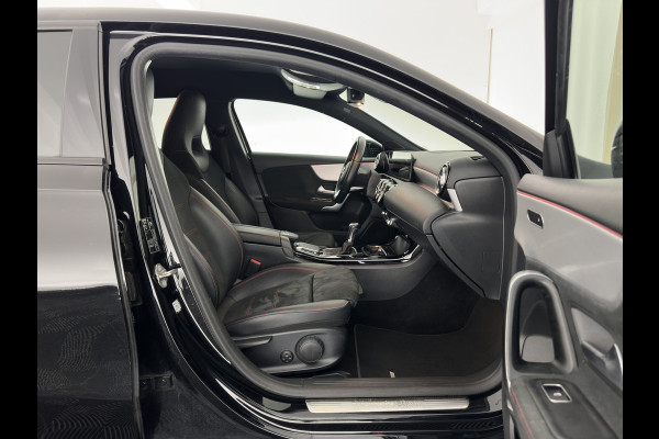 Mercedes-Benz A-Klasse 160 BUSINESS SOLUTION AMG *WIDESCREEN-DIGI-COCKPIT | FULL-LED | LEATHER-MICROFIBRE | CAMERA | ECC | PDC | CRUISE | HEATED-SPORTSEATS | PRIVACY-GLASS | 18"ALU*