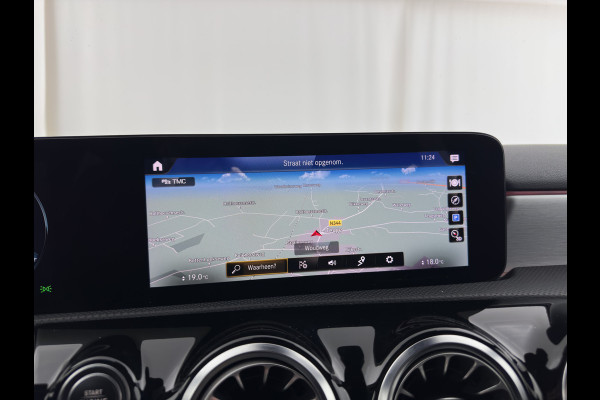 Mercedes-Benz A-Klasse 160 BUSINESS SOLUTION AMG *WIDESCREEN-DIGI-COCKPIT | FULL-LED | LEATHER-MICROFIBRE | CAMERA | ECC | PDC | CRUISE | HEATED-SPORTSEATS | PRIVACY-GLASS | 18"ALU*