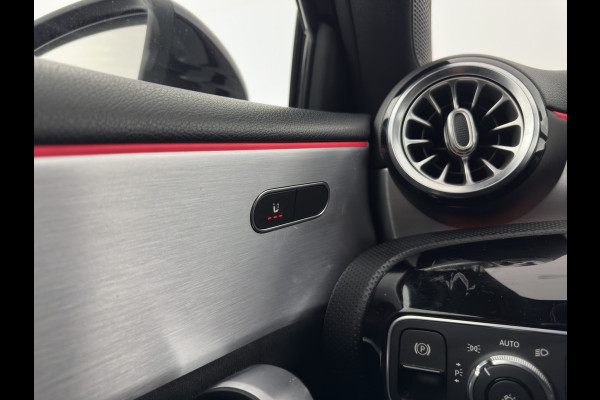 Mercedes-Benz A-Klasse 160 BUSINESS SOLUTION AMG *WIDESCREEN-DIGI-COCKPIT | FULL-LED | LEATHER-MICROFIBRE | CAMERA | ECC | PDC | CRUISE | HEATED-SPORTSEATS | PRIVACY-GLASS | 18"ALU*