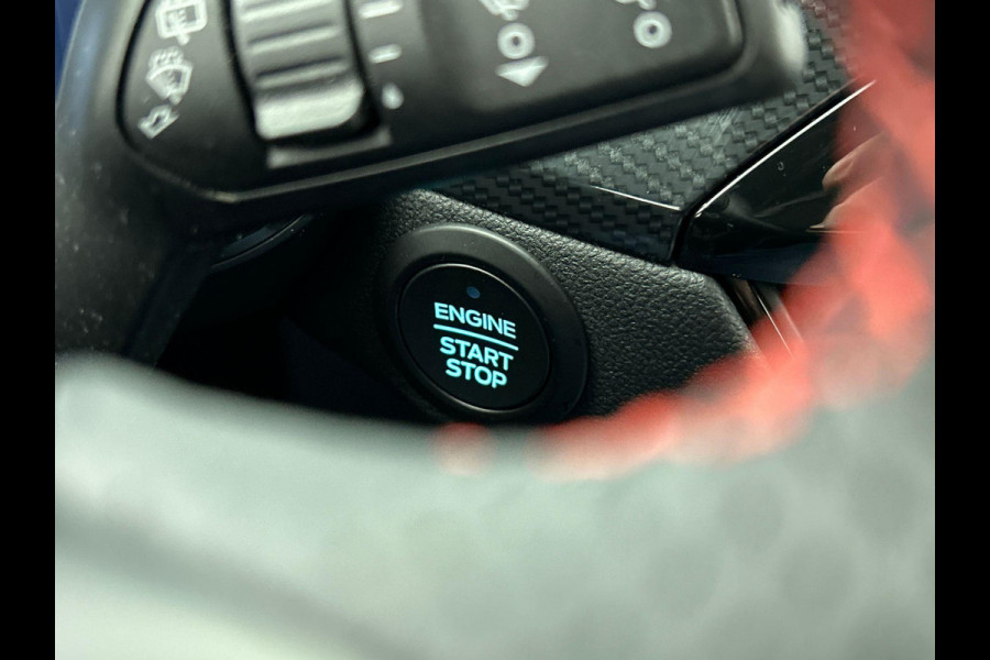 Ford Kuga 2.5 PHEV 225 PK Aut. ST-Line X Adaptive Cruise Control 19" LM Velgen PDC VA + Camera Design Pack Driver Assistance Pack Winter Pack Premium White Metallic Trekhaak