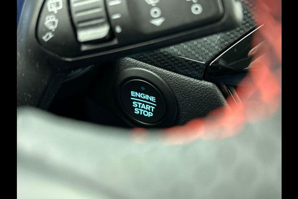 Ford Kuga 2.5 PHEV 225 PK Aut. ST-Line X Adaptive Cruise Control 19" LM Velgen PDC VA + Camera Design Pack Driver Assistance Pack Winter Pack Premium White Metallic Trekhaak