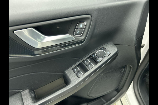 Ford Kuga 2.5 PHEV 225 PK Aut. ST-Line X Adaptive Cruise Control 19" LM Velgen PDC VA + Camera Design Pack Driver Assistance Pack Winter Pack Premium White Metallic Trekhaak