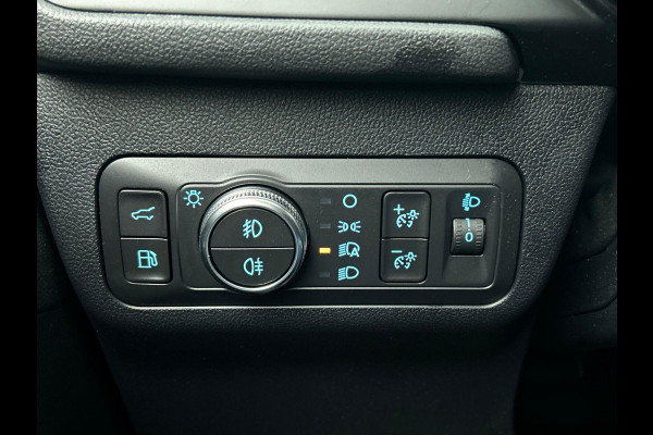 Ford Kuga 2.5 PHEV 225 PK Aut. ST-Line X Adaptive Cruise Control 19" LM Velgen PDC VA + Camera Design Pack Driver Assistance Pack Winter Pack Premium White Metallic Trekhaak