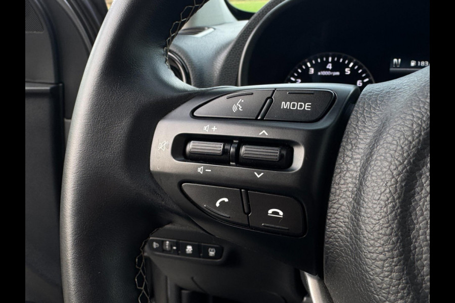 Kia Picanto 1.0 DPi DynamicLine CAMERA / AUTOMAAT / CARPLAY / WEINIG KM'S / AIRCO / BLUETOOTH / NL AUTO / LMV