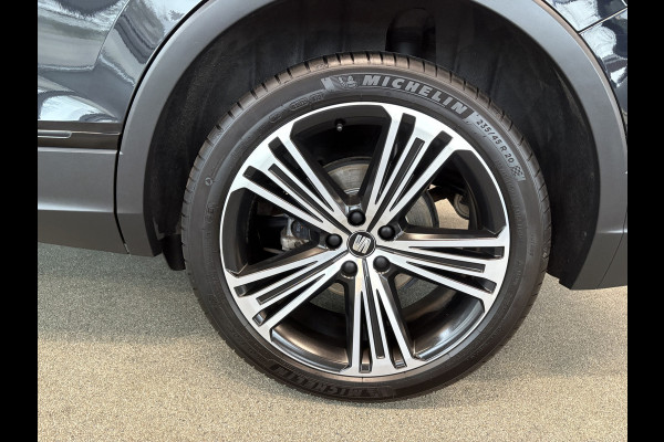 Seat Tarraco 1.5 TSi 150pk DSG Xcellence SCHUIFDAK/BEATSAUDIO/LEDER/DODEHOEK/20INCH